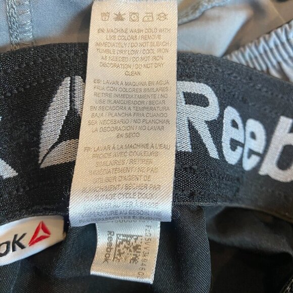 Bundle of 2 Reebok Basketball Athletic Shorts Mens S Gray and Black #93S - Picture 6 of 6